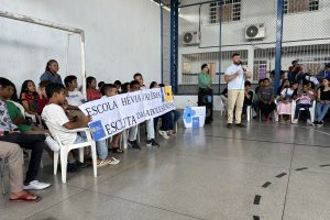 Delegado Thiago Prado palestra para adolescentes sobre violência nas escolas