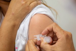 Arapiraca amplia oferta de vacina contra influenza para população acima de 6 meses