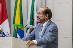 Vereador Dr. Cleber Costa apresenta diversas indicações na Câmara Municipal de Maceió