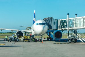 Governador anuncia conquista de mais um voo direto do Uruguai para Alagoas