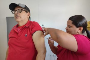 Dia D de vacinação contra a Influenza em Penedo imuniza quase 500 pessoas