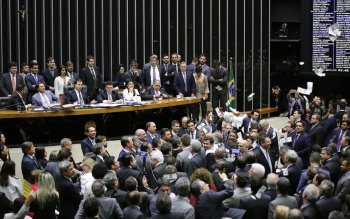 Plenário da Câmara durante votação da denúncia contra Temer (Foto: Gilmar Felix/Câmara dos Deputados)