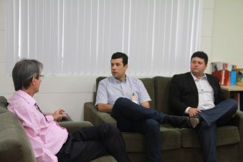Marcos Vieira com Hugo Wanderley e Wladimir Araújo acertam parceria entre o Sebrae e a AMA