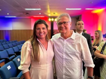 No congresso municipalista, Marcela recebeu convite do senador Renan para se filiar ao MDB