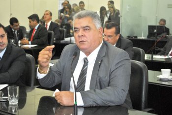 João Beltrão no plenário da Assembleia Legislativa