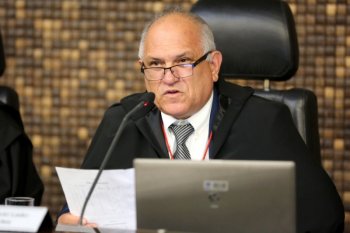 Presidente Otávio Leão Praxedes, durante a sessão do Pleno desta terça-feira. (Foto: Caio Loureiro)