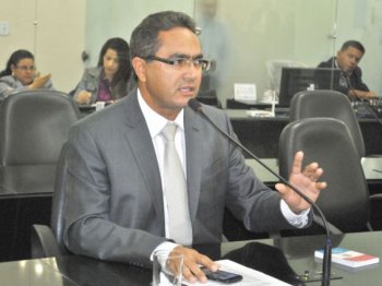 Deputado estadual Francisco Tenório é o autor do projeto