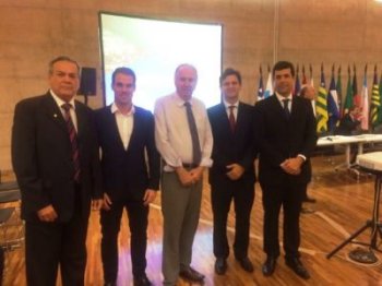 Hugo Wanderley participa de reunião do Conselho Político da CNM em Brasília