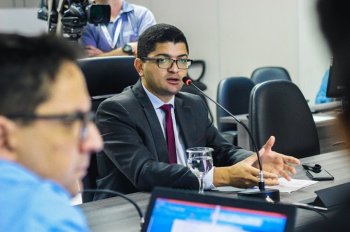 Secretário Fabrício Marques falou sobre o resultado em coletiva à imprensa