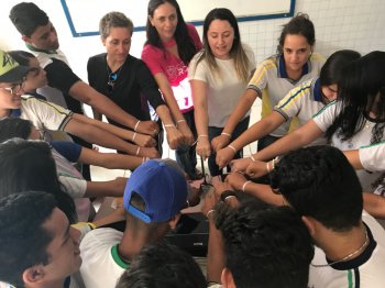 Alunos da Escola João Saturnino, bairro Boa Vista, participam de  dinâmica Janeiro Branco