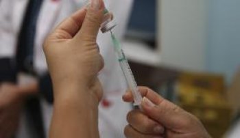 Farmácias e drogarias de todo o país vão poder ofertar o serviço de vacinação