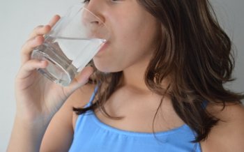 Água improprópria para consumo pode transmitir doenças (Fotos: Carla Cleto)