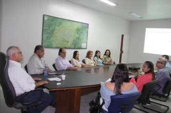 Projeto “Domingo no Bosque” é apresentado ao prefeito Rogério Teófilo nesta terça-feira
