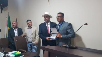 Juiz João Dirceu foi agraciado com o título de cidadão honorário de Inhapi, município do sertão alagoano.