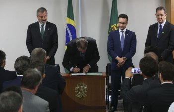 Presidente da República em exercício, Dias Toffoli, sanciona projetos de lei. (foto: Antonio Cruz/ Agência Brasil)