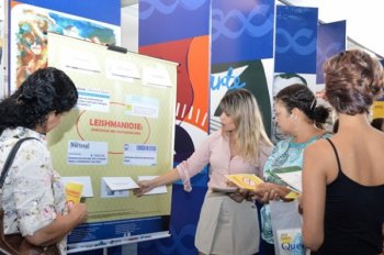 Informativo sobre leishmaniose foi lançado e distribuído de graça durante a Bienal Internacional do Livro em Alagoas - Carla Cleto