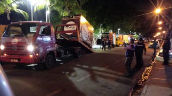 Food trucks irregulares são recolhidos pela fiscalização de posturas. Foto: Alberto Jorge /Ascom Semscs