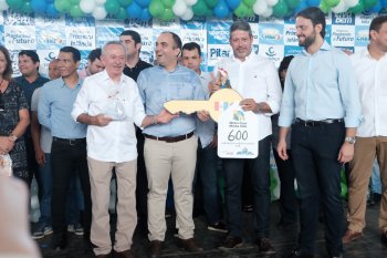 Benedito de Lira manda recursos para o construção de 40 mil casas em Alagoas