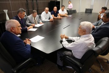 Otávio Praxedes reuniu-se com advogados de União dos Palmares. Foto: Caio Loureiro.