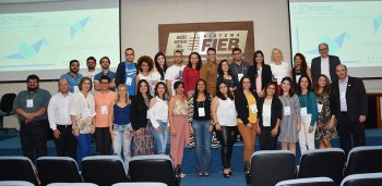Delegação de alunos e professores da Ufal