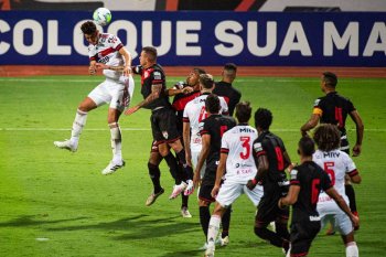 Atlético-GO passeia pelo Flamengo em noite tenebrosa do time de Dome - Foto: Alexandre Vidal / Flamengo