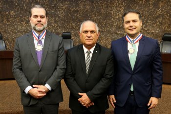 Ministro Dias Toffoli, presidente Otávio Praxedes e o governador Renan Filho. Foto: Caio Loureiro