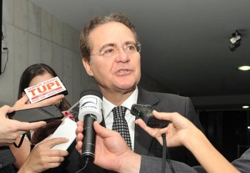 Renan diz em publicação que instâncias inferiores e MPF coagem ministros de tribunais superiores