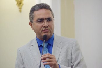  Francisco Tenório solicita ao DER limpeza das margens de rodovias alagoanas