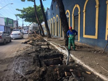 Prefeitura de Maceió desobstrui galerias em Jaraguá