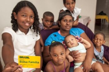 Governo de Alagoas tem garantido e foratelcido os programas e serviços socioassistencias voltados à população em situação de vulnerabilidade social