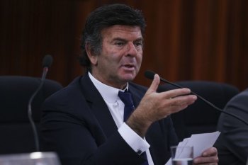 Ministro Luiz Fux deixa decisão para o colega Celso de Mello. (foto: José Cruz/Agência Brasil)
