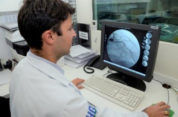 Cardiologista Clênio Jaques ressalta que agilidade no socorro a infartados é fundamental - Olival Santos