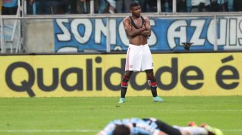 Lincoln comemora à la Mbappé o gol marcado no último lance do jogo (Foto: Gilvan de Souza/Flamengo)