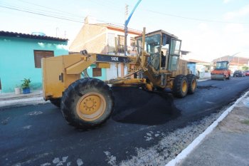 Obras de pavimentação asfáltica nas ruas do Centro Histórico  e no bairro da Poeira estão sendo executadas pela Secretaria de Estado de Transporte e Desenvolvimento Urbano (Setrand)