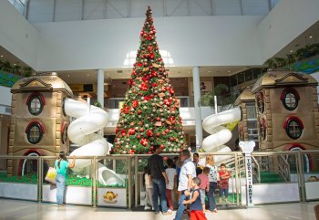 O ‘Fantástico Circo de Natal’ conta com diversas atividades e estações animatrônicas por todo o mall