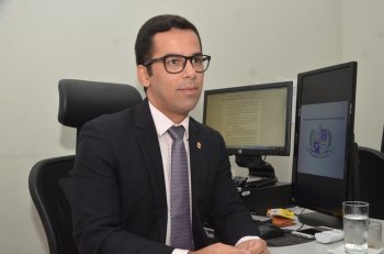 Promotor Marlisson Andrade conduziu Termo de Ajuste de Conduta com a prefeitura