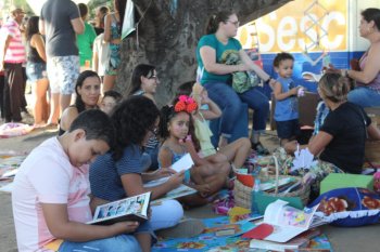Público infantil marca presença no primeiro dia da Fliara