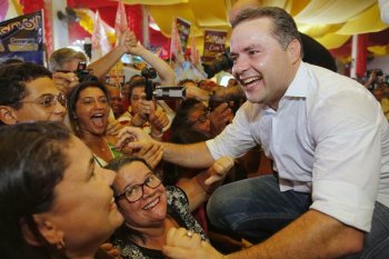 Ao lado de Renan Calheiros e Maurício Quintella, candidato ao Governo vai percorrer o Estado para apresentar avanços da primeira gestão e propostas para o segundo mandato