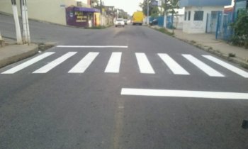 Vias do Mutange e Bom Parto recebem nova sinalização  Avenida Major Cícero de Góes Monteiro receberá novas faixas de pedestres. Foto: Ascom SMTT