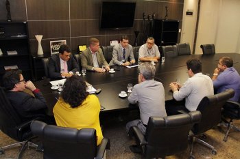 Presidente Tutmés Airan conduziu reunião com integrantes da Sefaz, nessa segunda (15). Foto: Adeildo Lobo