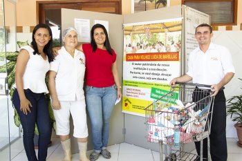 Parte dos donativos foi entregue à Casa para Velhice Luíza de Marillac, no Bebedouro. Foto: Maria Eduarda Baltar