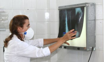 Vacina será aplicada em profissionais de saúde afetados pela pandemia