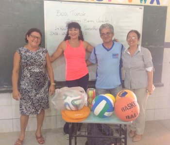 Escolas municipais recebem kits esportivos e pedagógicos da Caravana do Esporte - Fotos: Ascom Semed