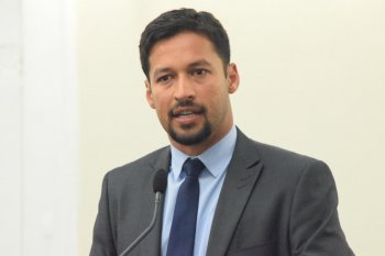 Rodrigo Cunha defende realização de concurso público para procuradorias municipais