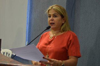 Cobrança foi feita durante a sessão desta quinta pela vereadora Silvânia Barbosa