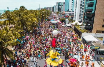 Prévias carnavalescas deve reunir milhares de pessoas na orla da capital. Foto: Ascom Pinto da Madrugada