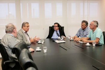 Tutmés Airan recebeu Ronaldo Lessa no gabinete da Presidência. Foto: Adeildo Lobo
