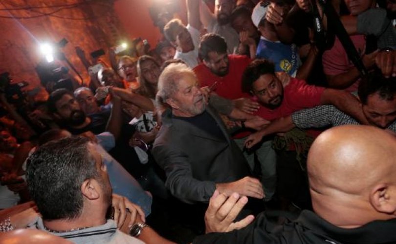 Ex-presidente Lula deixa o Sindicato dos MetalúrgicosReuters/Leonardo Benassatto/Todos os Direitos Reservados