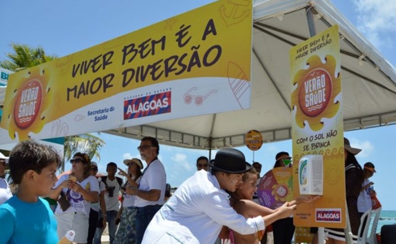 Blitz da Prevenção, coordenada pela Sesau, desenvolveu ação no Litoral Sul de Alagoas, no primeiro dia de carnaval