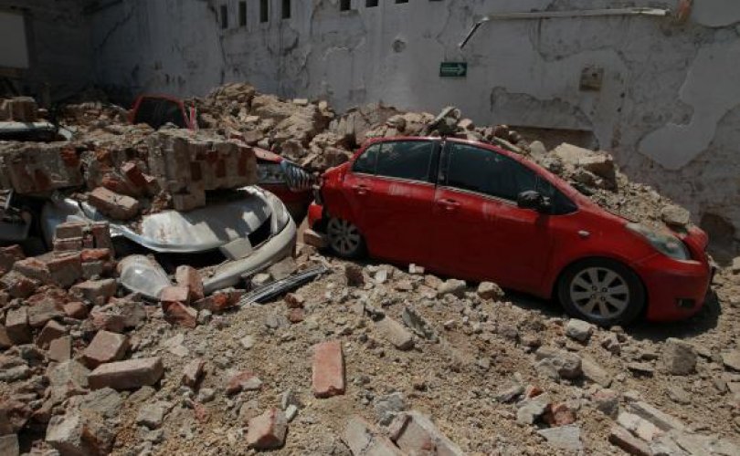 Um terremoto de 7 graus de magnitude na escala Richter atingiu o MéxicoAlejandro Cruz/EPA/Direitos reservados